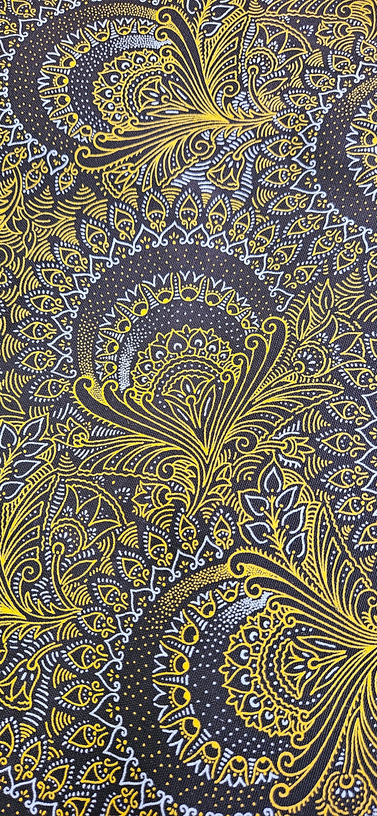 Peacock - Brown base, yellow highlight