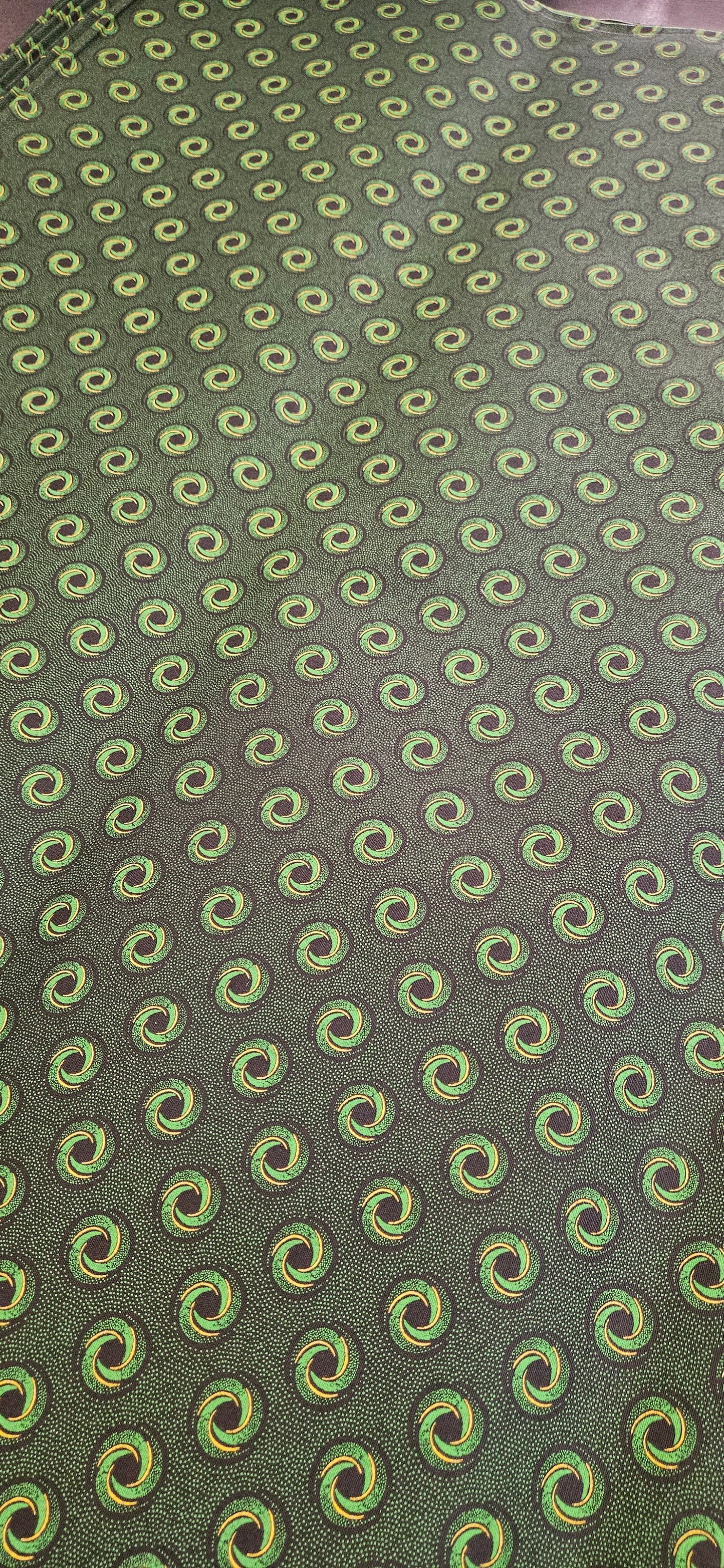 Whirlpool - Black base, green and yellow highlight